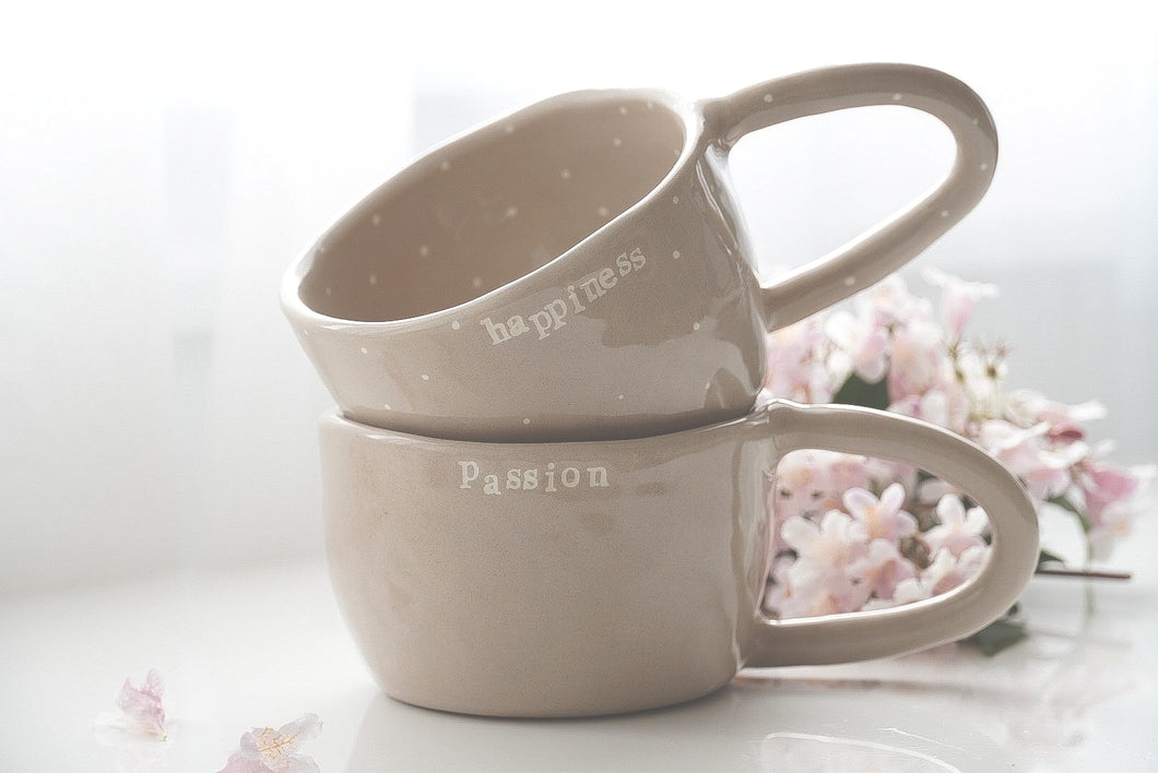 Pinch Cup - Warm Grey - Cappuccino & Tea Cup, ca. 2.5 dl - O I A  ceramics