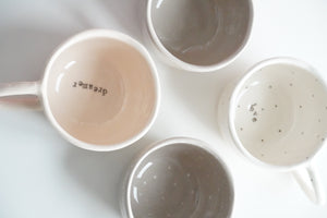 Pinch Cup - Warm Grey - Cappuccino & Tea Cup, ca. 2.5 dl - O I A  ceramics